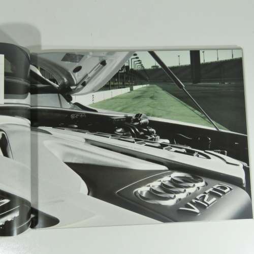 Audi Q7 V12 TDI Quattro brochure booklet