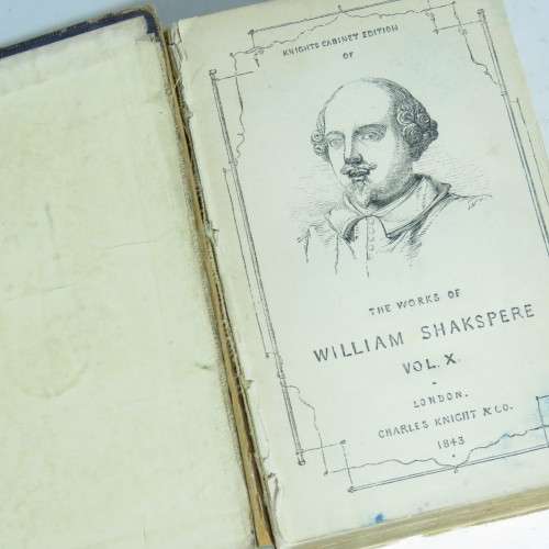 Lot of 4 antique books - The Works of William Shakespeare