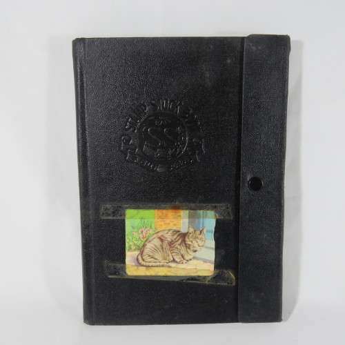 Lot of 380 animal stamps in album - Dogs, cats and other animals