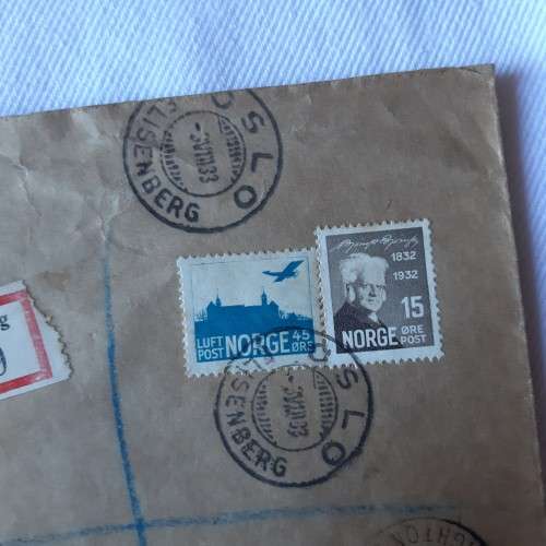 Registered postal cover from Oslo-Elisenberg to England with 45ore and 15ore Norwegian stamps