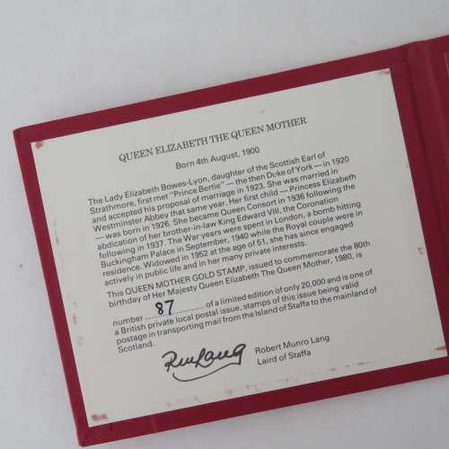 1980 Queen Mother 80th Birthday 23kt and 12kt gold overlay stamp in booklet