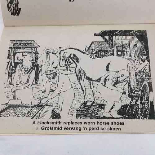 Early Johannesburg colouring book - Crest