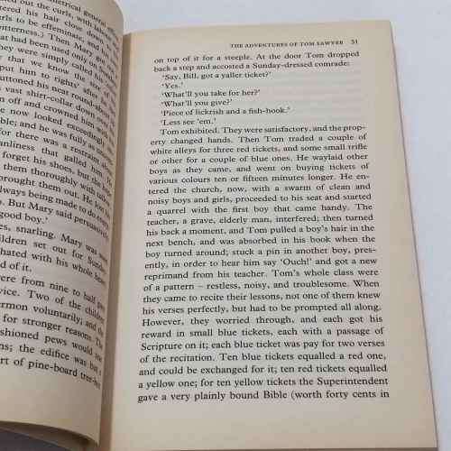 The Adventures of Tom Sawyer - Mark Twain 1994 edition
