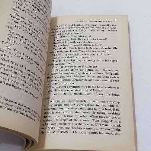 The Adventures of Tom Sawyer - Mark Twain 1994 edition