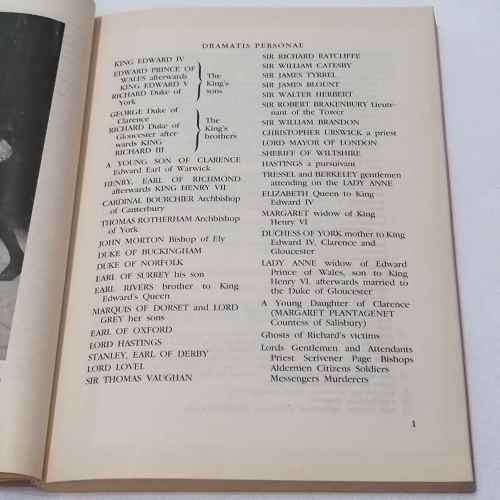 William Shakespeare - Richard III - Stratford series