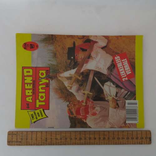 Fotoboekie no 52 Die Arend van die oerwoud and Tanya die vegter - Redelike toestand - Dubbel uitgawe