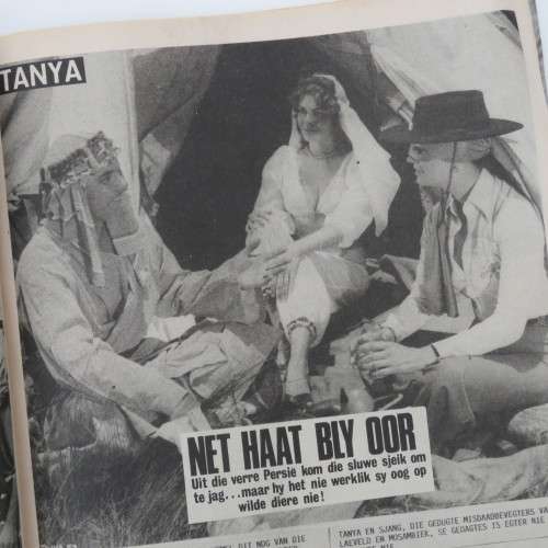 Fotoboekie no 52 Die Arend van die oerwoud and Tanya die vegter - Redelike toestand - Dubbel uitgawe