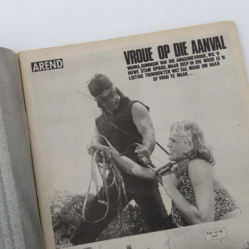 Fotoboekie Dubbel uitgawe no 54 Arend van die oerwoud and Tanya die vegter - Baie goeie toestand