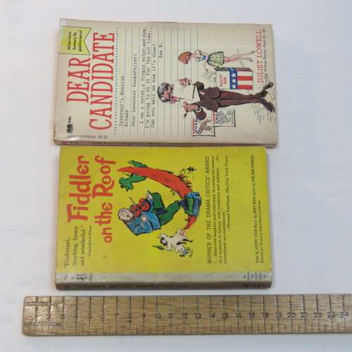 Lot of 3 vintage joke / funny books