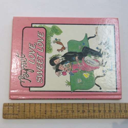 Vintage cartoons by Peynet - Love, sweet Love 1986 issue - Hardcover