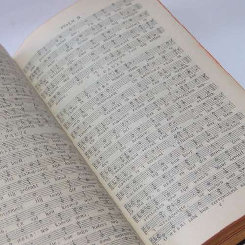 Set of 1884 Psalmen and Gezangen in original stand - Excellent condition