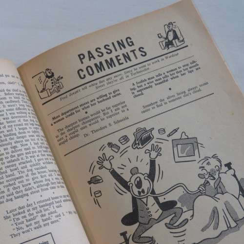Humour Variety cartoon and joke book - Holiday no.46 - Vintage