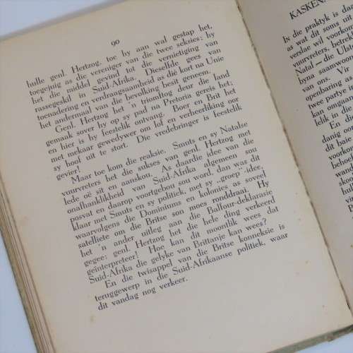 Oom Izak van Kaapstad kyk terug deur Izak W. van Tonder - 1945 issue