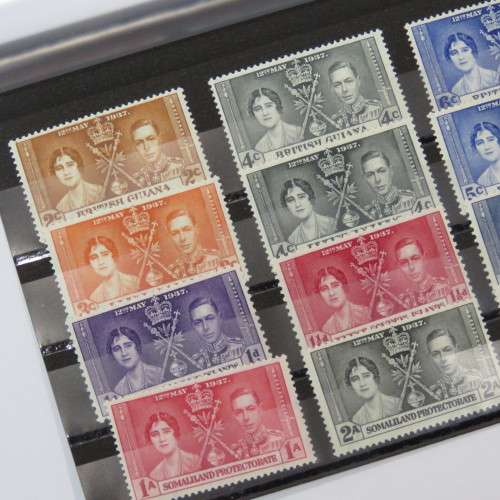 Lot of 12 George 6 Coronation stamps mint hinged