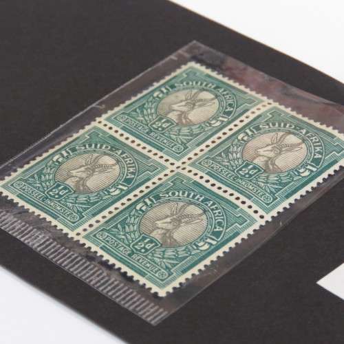 SACC 113 Error stamp block of 4 with grey spot top left stamp - Mint