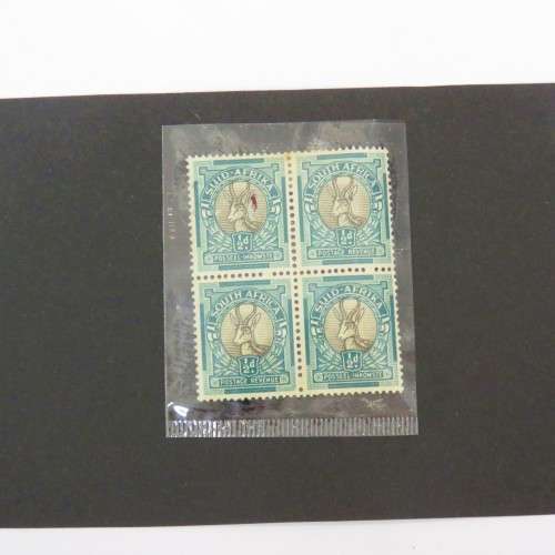 SACC 113 error stamp white mark to left springbok - Top left Afrikaans stamp