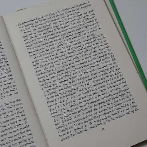 Rugby agter doringdraad deur Gerhard Viviers - 1970 Edition