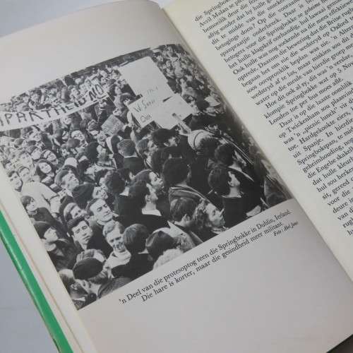 Rugby agter doringdraad deur Gerhard Viviers - 1970 Edition