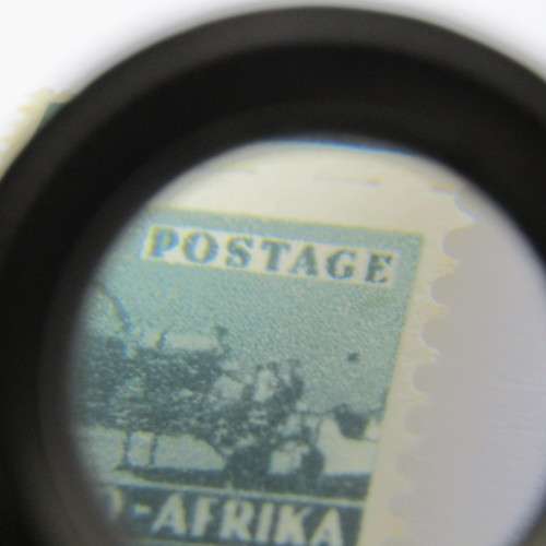 WW2 small 4d stamps unit with variation - spot on middle stamp