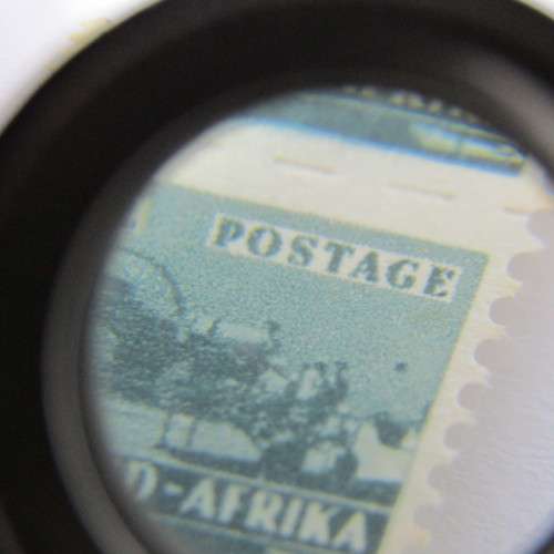 WW2 small 4d stamps unit with variation - spot on middle stamp