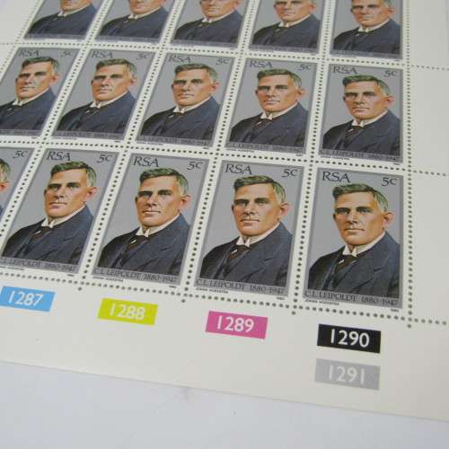 CL Leipoldt  - full page of 25 stamps - 2 stamps with tattoo on face A2 and A4 - more errors