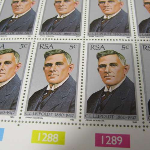 CL Leipoldt  - full page of 25 stamps - 2 stamps with tattoo on face A2 and A4 - more errors