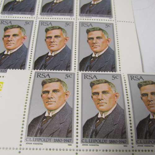 CL Leipoldt  - full page of 25 stamps - 2 stamps with tattoo on face A2 and A4 - more errors