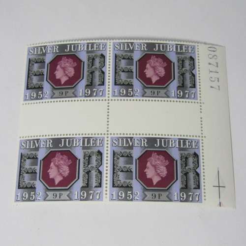 Great Britain 1977 Silver Jubilee Gutter pairs - blocks of 4 - Full set 8 1/2, 9 1/2, 11, 13 Pence