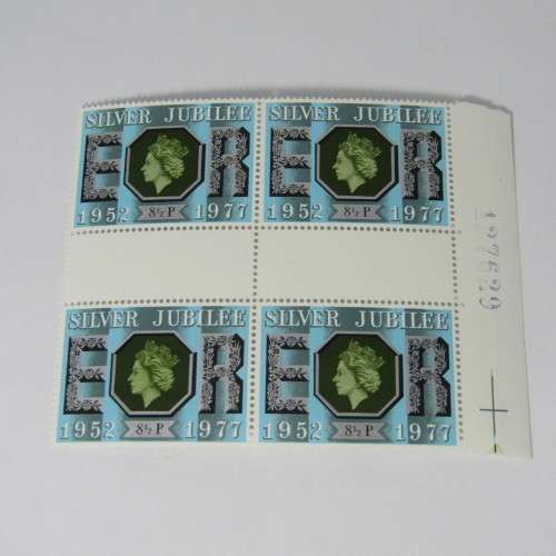 Great Britain 1977 Silver Jubilee Gutter pairs - blocks of 4 - Full set 8 1/2, 9 1/2, 11, 13 Pence