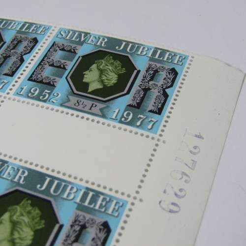 Great Britain 1977 Silver Jubilee Gutter pairs - blocks of 4 - Full set 8 1/2, 9 1/2, 11, 13 Pence