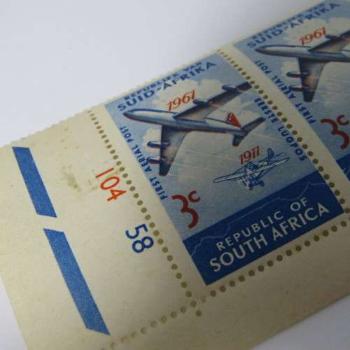 South Africa Boeing 707 over Table Mountain SACC 219 - Row of 15 stamps all with the same error - ho