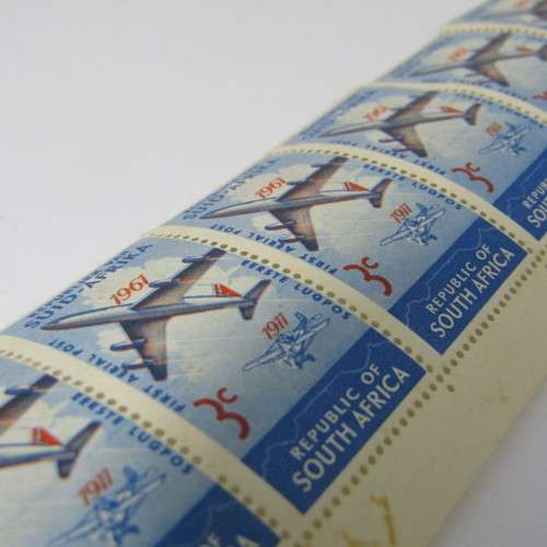 South Africa Boeing 707 over Table Mountain SACC 219 - Row of 15 stamps all with the same error - ho