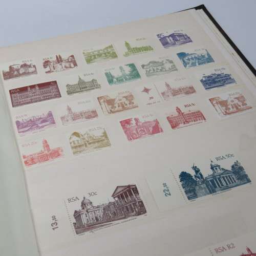 16 Page stamp album with South Africa mint stamps - Over 375 stamps - Some decent high value stamps