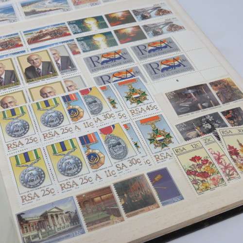 16 Page stamp album with South Africa mint stamps - Over 375 stamps - Some decent high value stamps