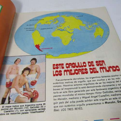 Book on Argentina boxing heroes - Galindez, Monzon, Castellini, Los Tres Reyes - plus large poster