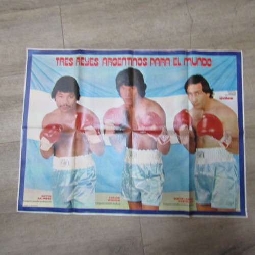 Book on Argentina boxing heroes - Galindez, Monzon, Castellini, Los Tres Reyes - plus large poster