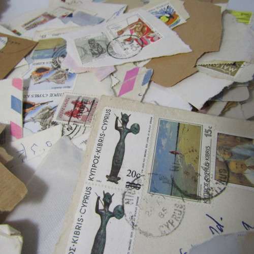 Over Half a Kilo stamps on covers - Many hundreds - unchecked