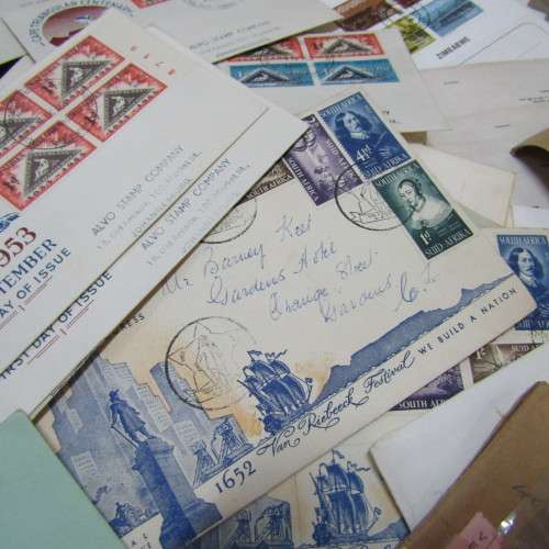 Over a kilo of stamps on envelopes - Postal History - unresearched