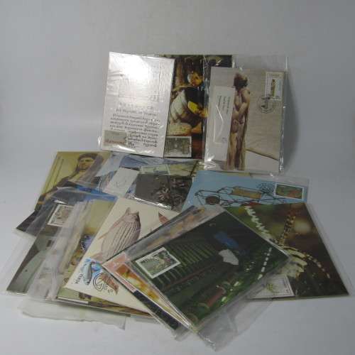 24 packets of 4 collectors postcards as issued - South Africa and Homelands