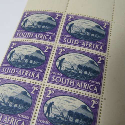 South Africa SACC 108 Block of mint stamps - top left with small flaw in H of south