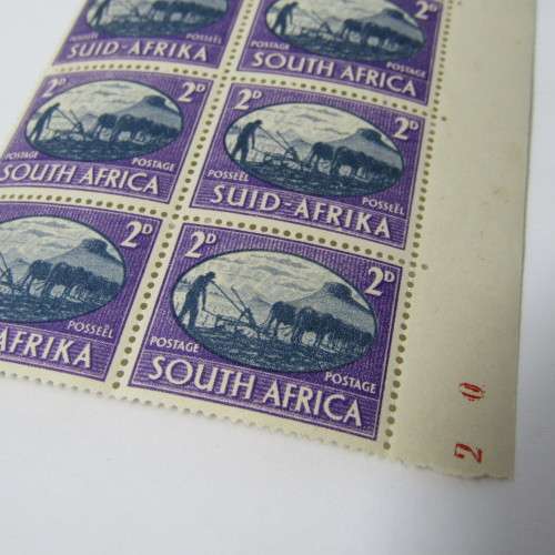 South Africa SACC 108 Block of mint stamps - top left with small flaw in H of south