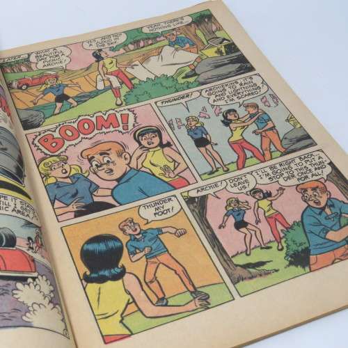 Archie Series Reggie and Me No 32