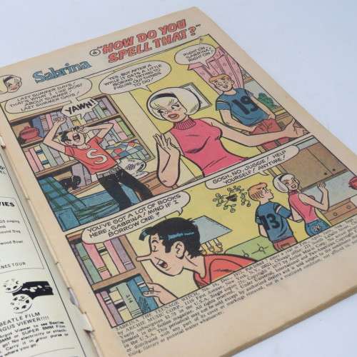 Archie Series Giant - Sabrina the teenage witch No 16
