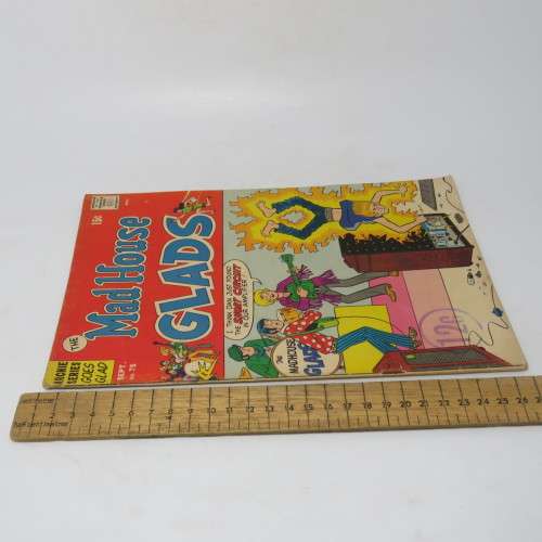 Archie Series goes Glad The Mad House Glads No 75