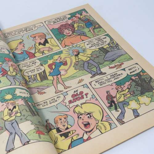 Archie Giant Series Betty and Me No 40