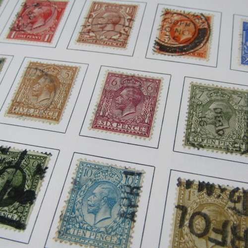 Great Britain loose leaf album with penny red and blue stamps and lots of early expensive stamps