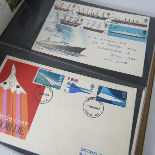 First Day Cover album with 85 old Great Britain First Day Covers - a few with rust spots