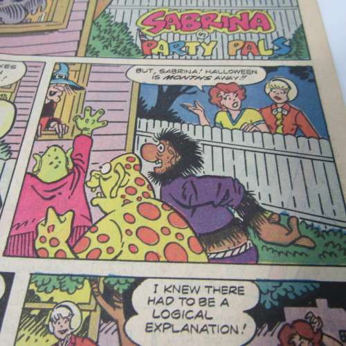 Archie Series Archie`s Girls Betty and Veronica no. 322