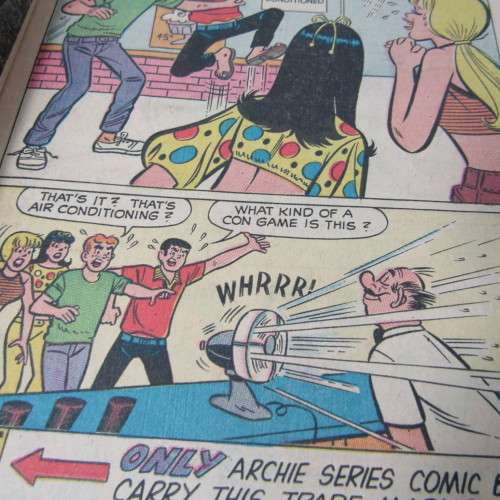 Archie Series - Archie`s Girls Betty and Veronica no. 165