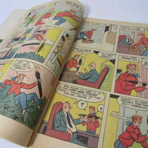 Archie`s Series - Archie and Me - No 32